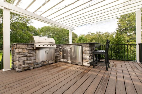 Outdoor_Kitchens_1-min