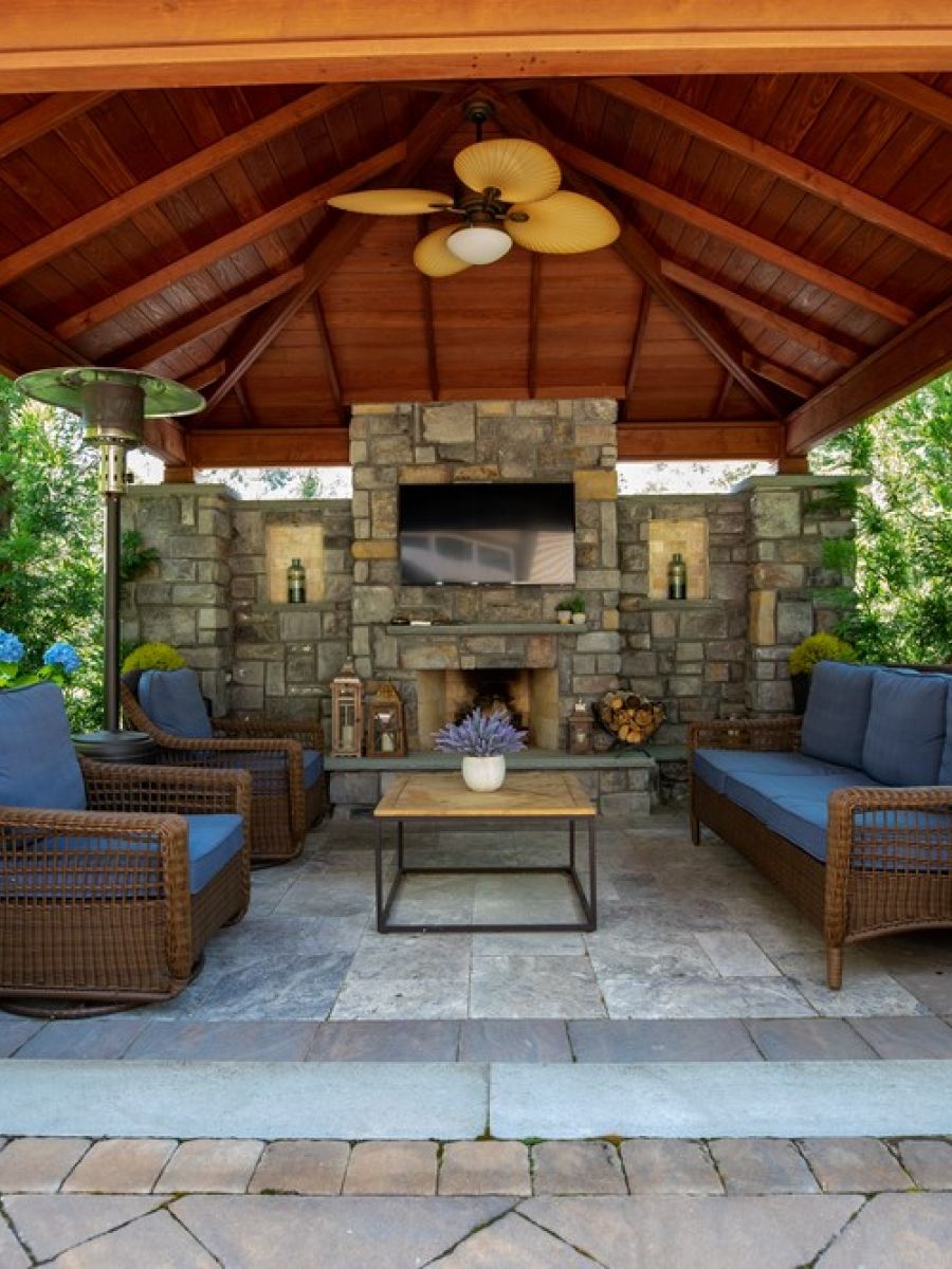 Pavilion covering outdoor seating area | hardscape and patio contractor bellmawr nj | Creative Pavers